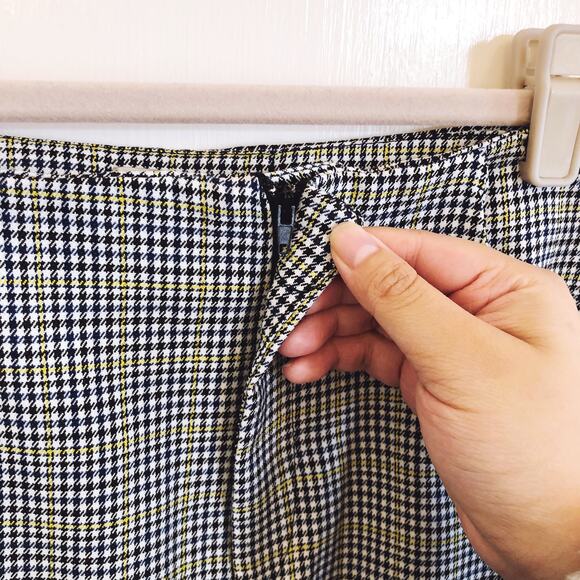 Pull & Bear Patterned Mini Skirt - Picture 8 of 16